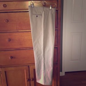 Izod boys size 16 kakis good as new.